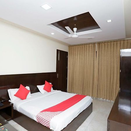 Oyo 39595 Hotel Ray Ban Haridwar Bagian luar foto
