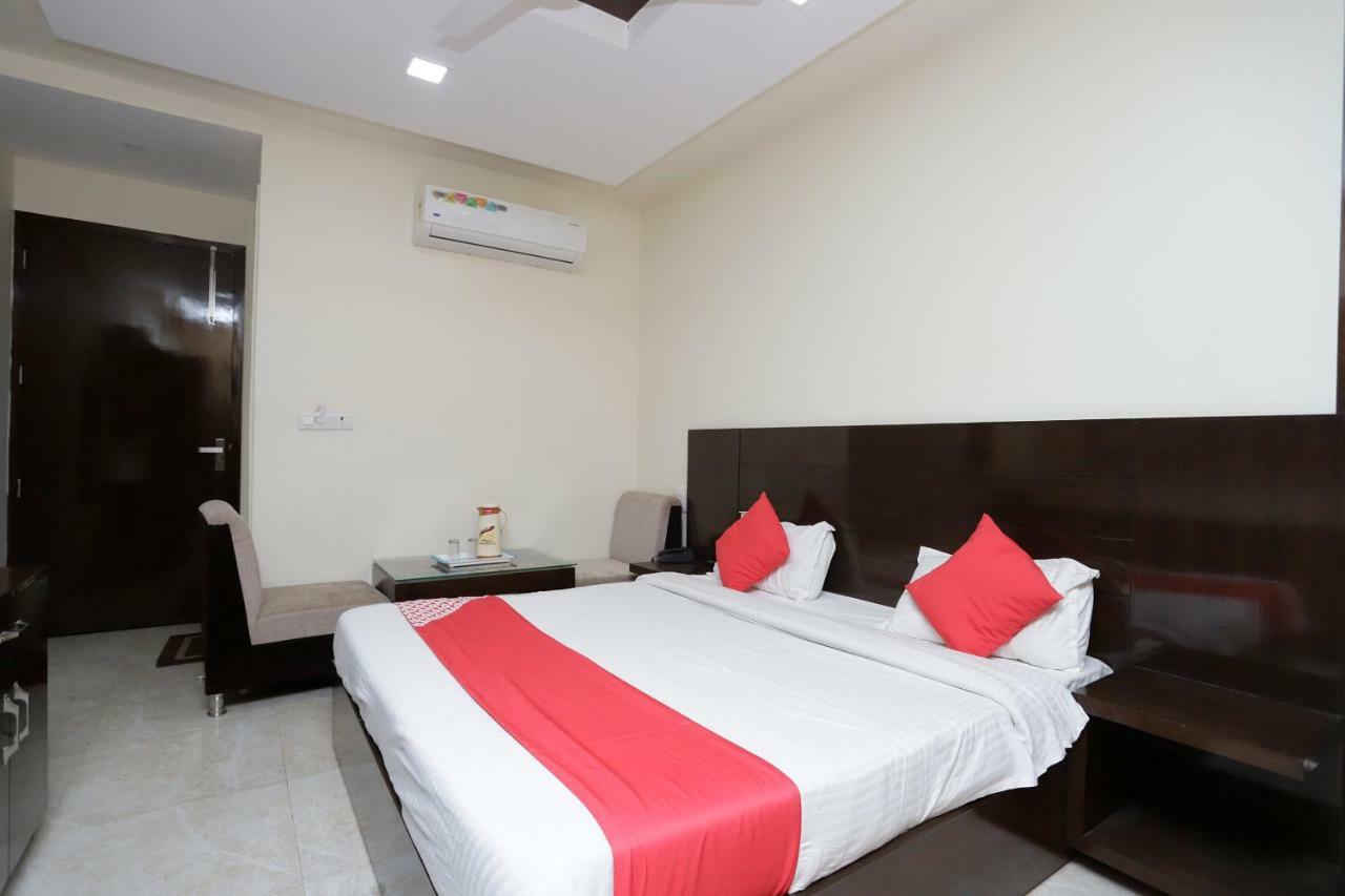Oyo 39595 Hotel Ray Ban Haridwar Bagian luar foto
