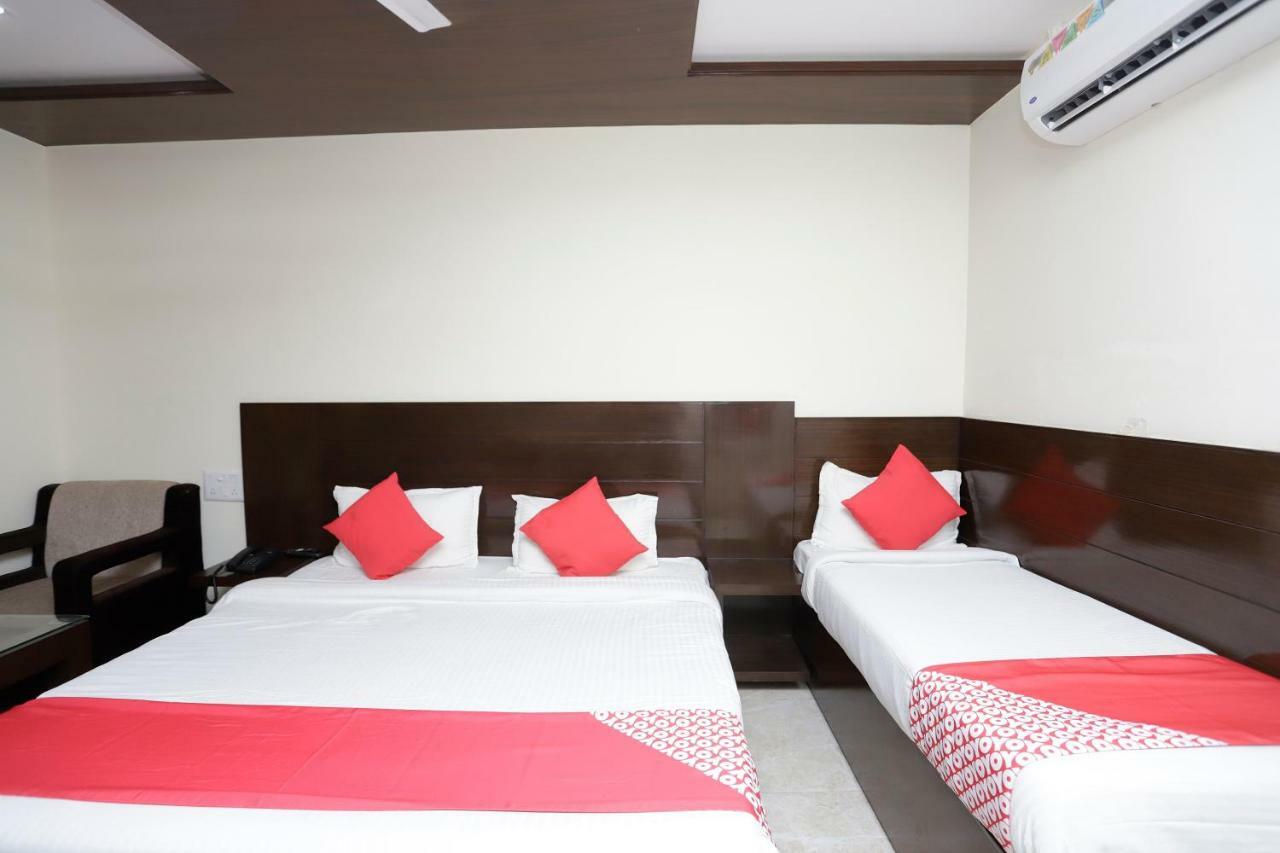 Oyo 39595 Hotel Ray Ban Haridwar Bagian luar foto