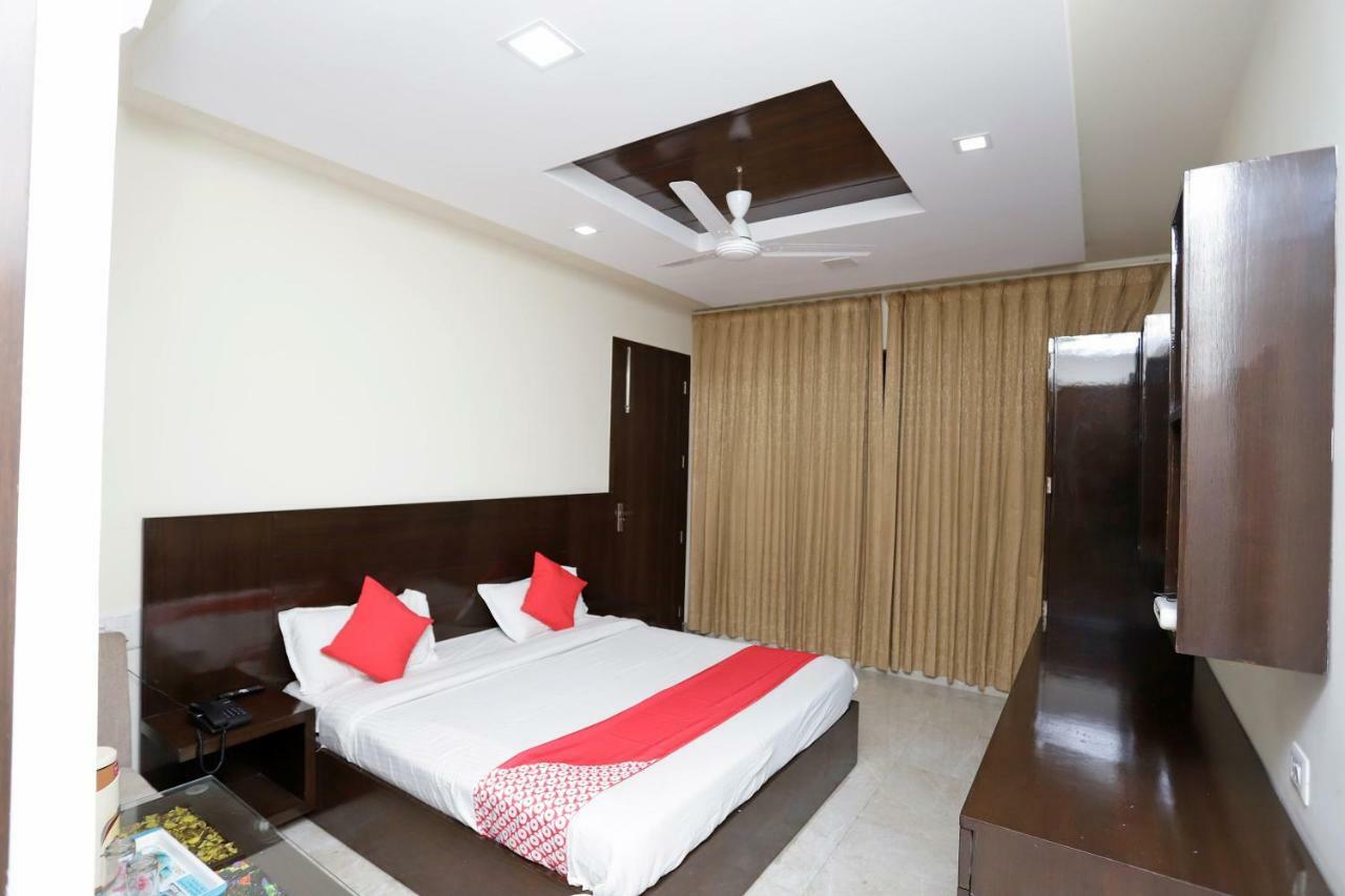 Oyo 39595 Hotel Ray Ban Haridwar Bagian luar foto
