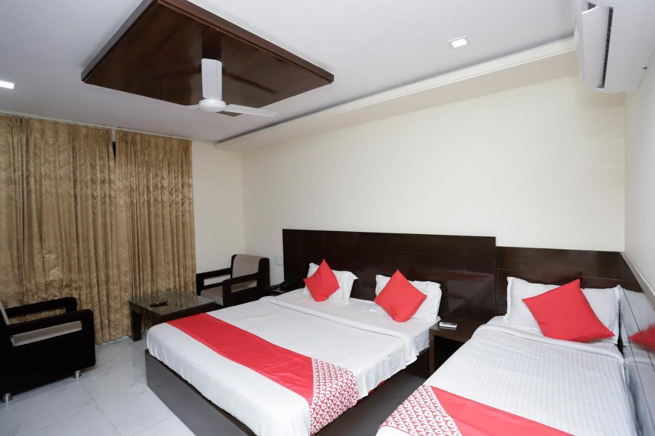 Oyo 39595 Hotel Ray Ban Haridwar Bagian luar foto